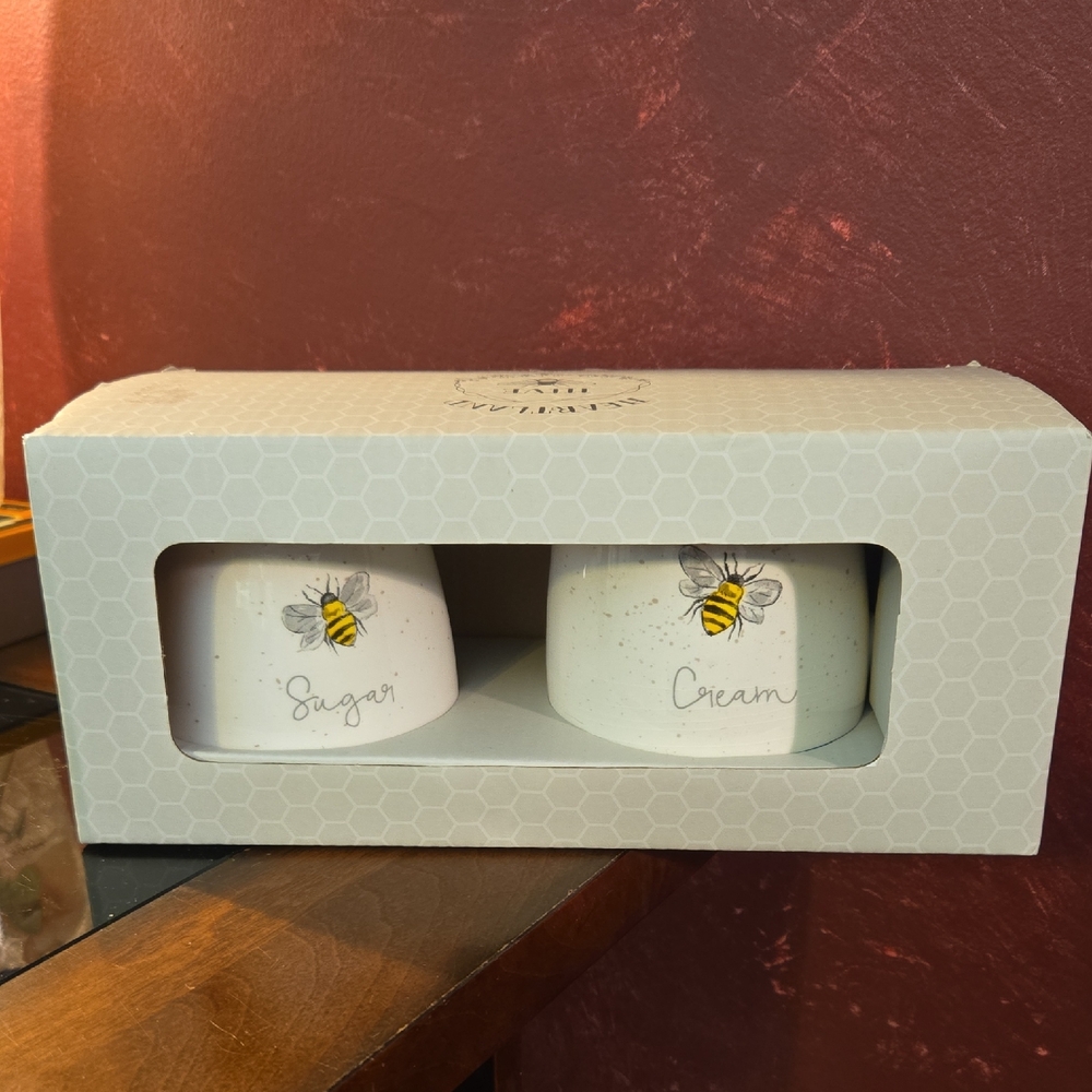 NIB - Heartland Hive - Sugar & Creamer 3pc Set - Open Box
